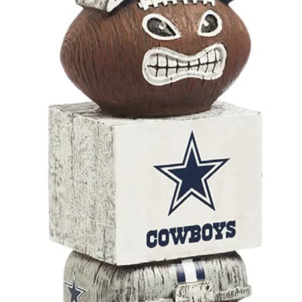 Dallas Cowboys Retro Tiki Totem Garden Statue - Vintage NFL Mascot Outdoor Decor & Man Cave Figurine