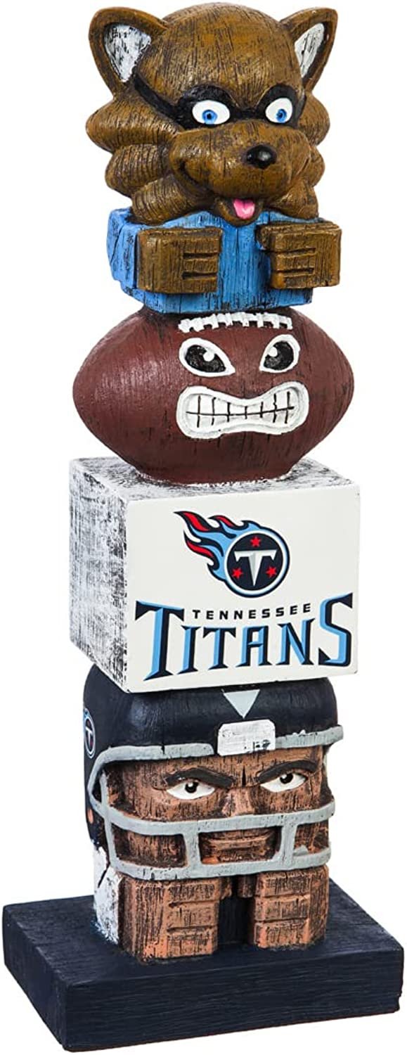 Tennessee Titans-themed tiki Totem with football, helmet, and face design.