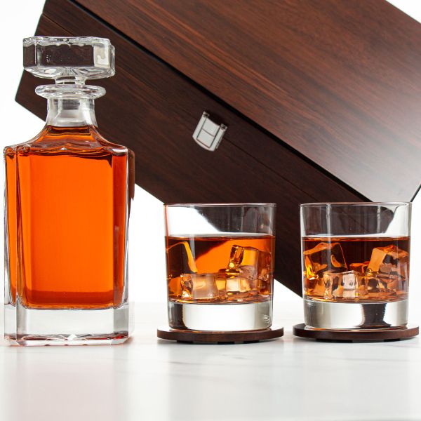 Dark Brown Decanter Set