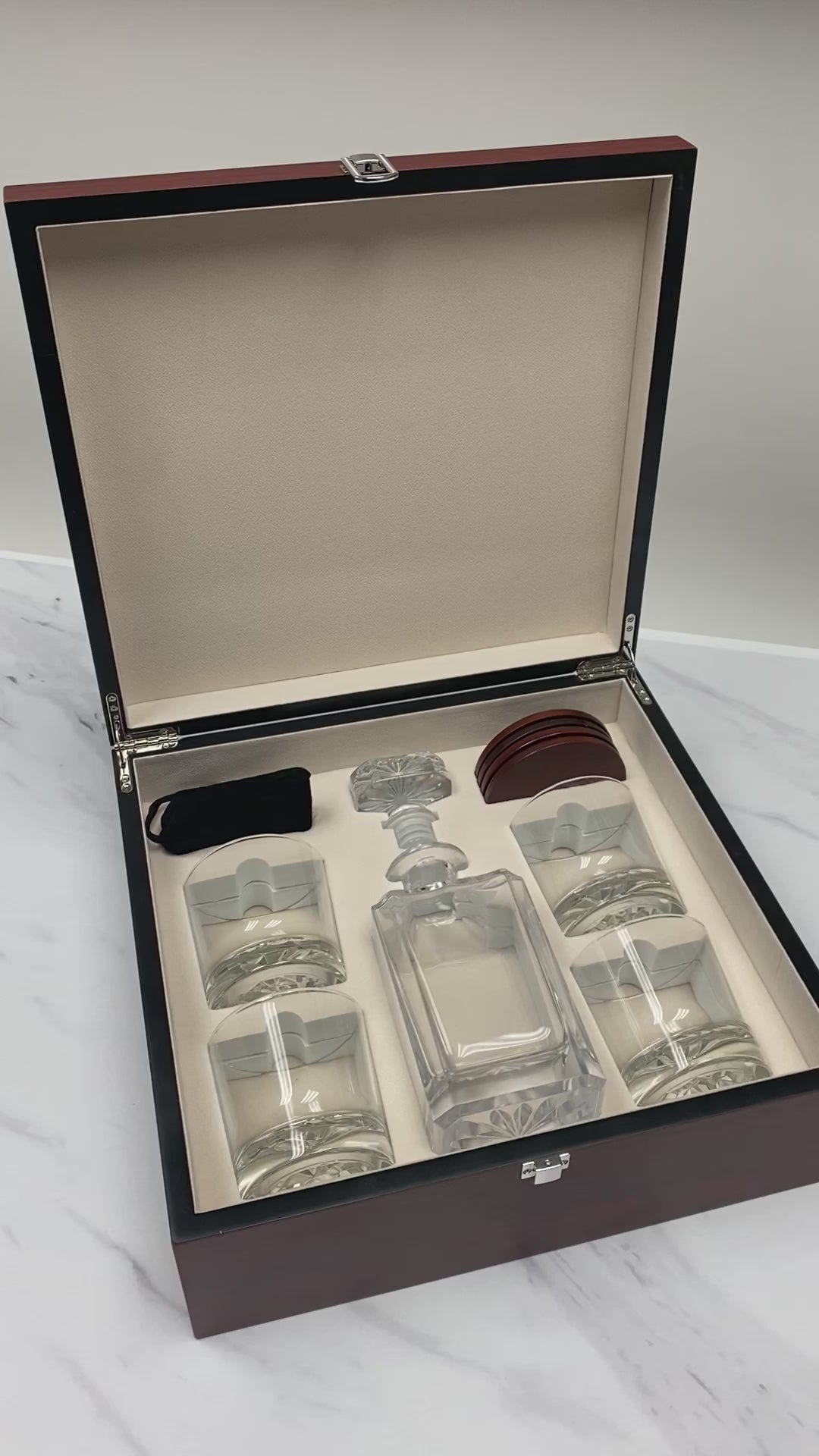 High End Whiskey Decanter Sets